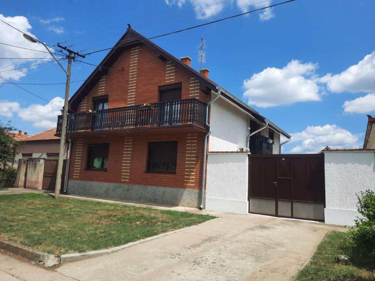 Royal Rose Smestaj Bela Crkva  Exterior foto